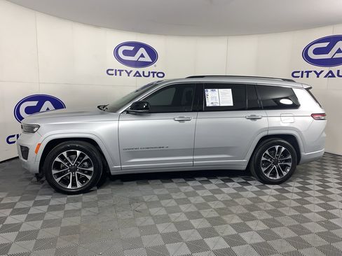 Used 2022 Jeep Grand Cherokee L Overland w/ Luxury Tech Group IV image 6