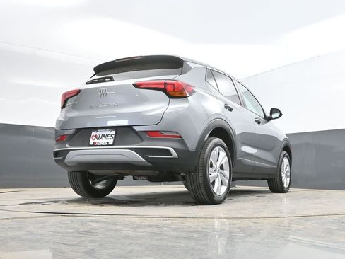 Used 2025 Buick Encore GX Preferred AWD/4WD image 37