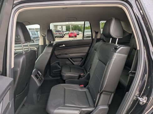 Certified 2023 Volkswagen Atlas SE FWD image 15