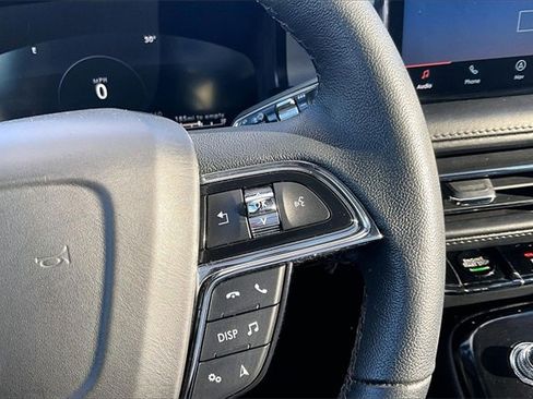 Used 2023 Lincoln Nautilus AWD w/ Premium Package image 19