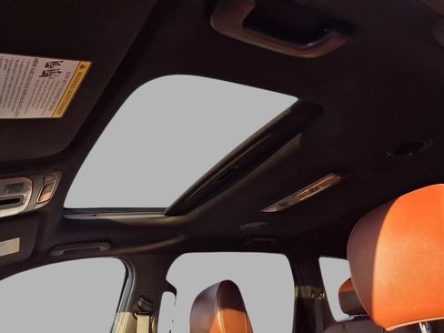 Used 2023 Kia Telluride EX w/ EX Captain's Chair Package image 24