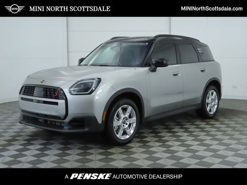 Used 2025 MINI Cooper Countryman S image 1