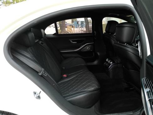 Used 2021 Mercedes-Benz S 580 4MATIC Sedan image 25