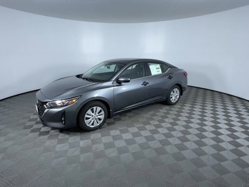 New 2025 Nissan Sentra S image 4