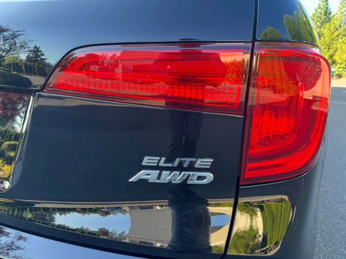 Used 2017 Honda Pilot Elite image 14