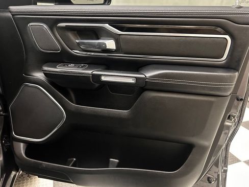 Used 2022 RAM 1500 Laramie AWD/4WD image 17