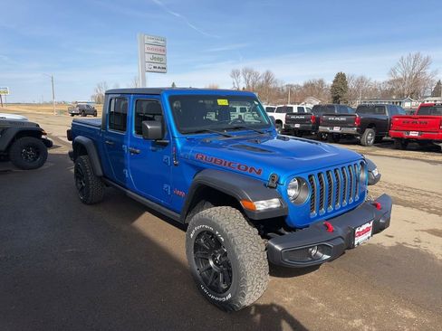 Used 2022 Jeep Gladiator Rubicon w/ Cold Weather Group image 4