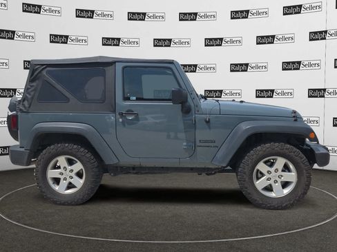 Used 2015 Jeep Wrangler Sport w/ Quick Order Package 24S AWD/4WD image 7