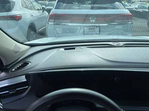 Used 2025 Buick Encore GX Preferred image 34