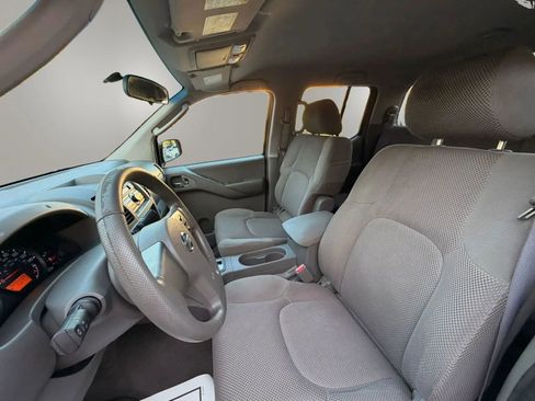 Used 2008 Nissan Frontier SE w/ SE Value Truck Pkg RWD image 31