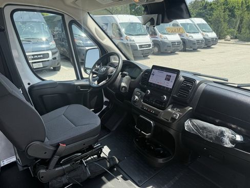 Used 2024 RAM ProMaster 3500 w/ Delivery Van Package image 11