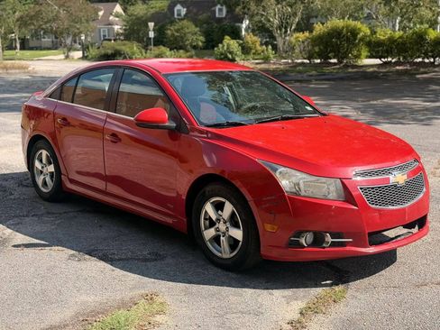 Used 2013 Chevrolet Cruze LT w/ RS Package FWD image 7
