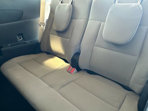 Certified 2021 Ford Explorer 2WD image 15