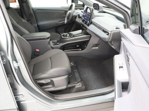 Certified 2026 Toyota C-HR AWD/4WD image 36