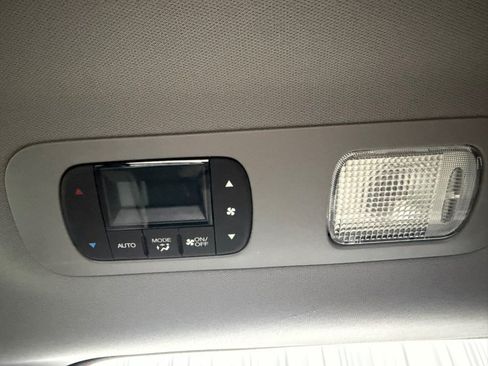 Used 2023 Honda Odyssey Touring image 25