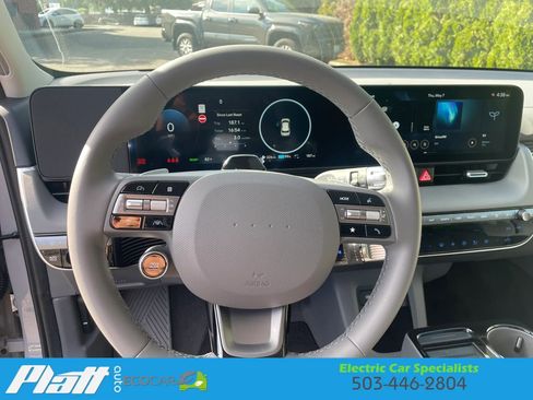 Used 2025 Hyundai Ioniq 5 SEL AWD/4WD image 37