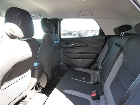 New 2026 Chevrolet TrailBlazer LT w/ Convenience Package AWD/4WD image 17