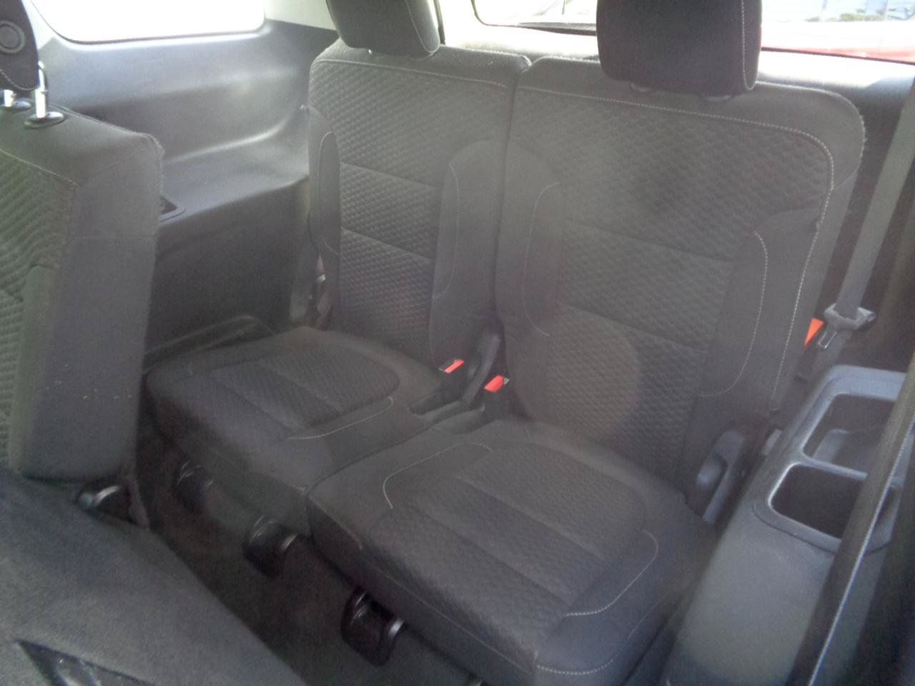 Used 2018 GMC Acadia SLE FWD image 7