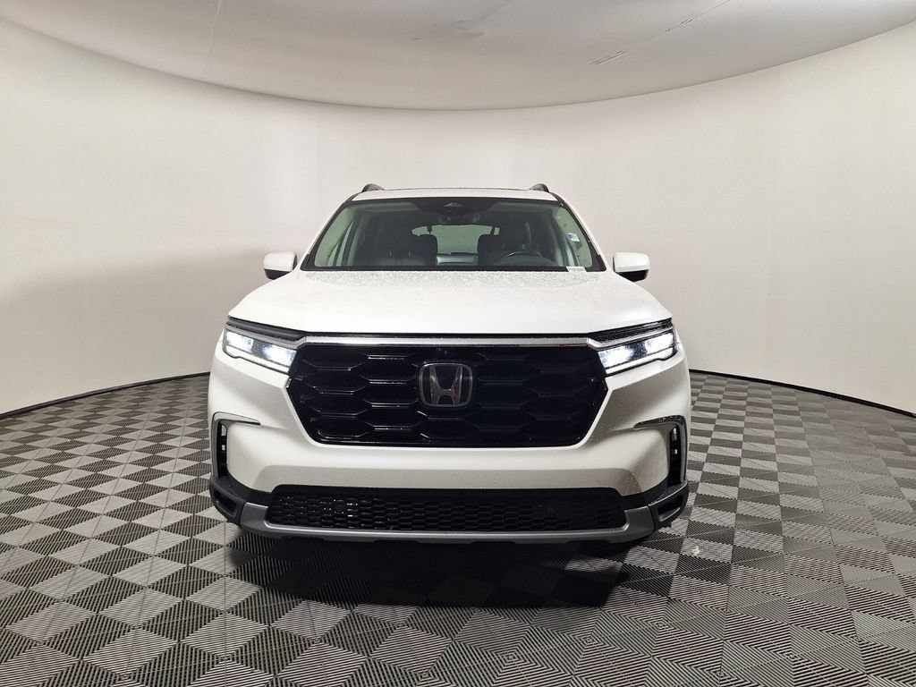 Used 2024 Honda Pilot Elite image 2