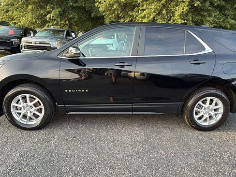 Used 2024 Chevrolet Equinox LT AWD/4WD image 11