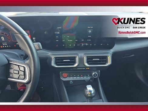 Used 2025 Ford Mustang Premium image 12