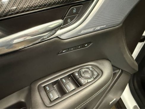 Used 2023 Cadillac XT6 Sport w/ Technology Package image 34