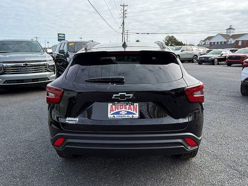 New 2026 Chevrolet Trax LT image 7
