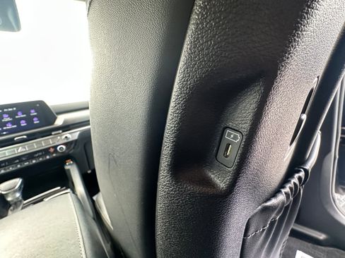 Used 2023 Kia Telluride S image 20