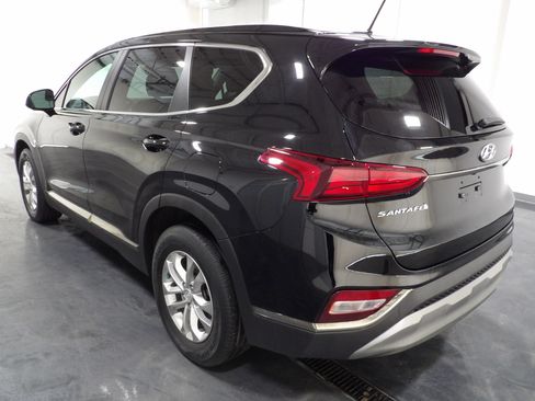 Used 2019 Hyundai Santa Fe SE w/ Cargo Package FWD image 7
