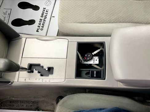 Used 2009 Toyota Camry LE FWD image 10