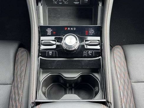 Used 2022 Jeep Grand Cherokee Summit AWD/4WD image 15