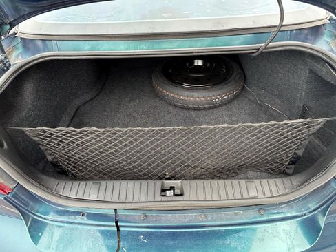 Used 2006 Pontiac Grand Prix w/ Preferred Package FWD image 16