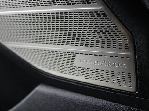 Used 2022 Hyundai Palisade Limited image 25