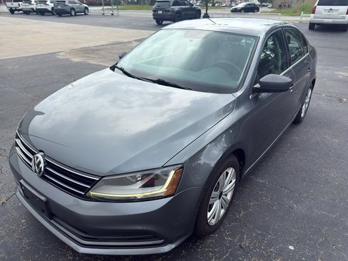 Used 2017 Volkswagen Jetta S FWD image 2