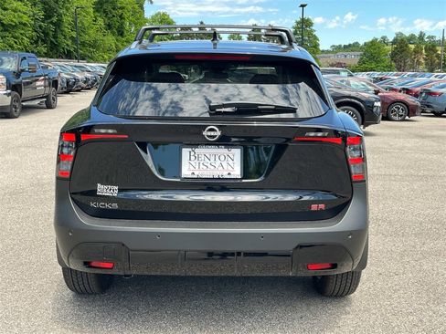New 2025 Nissan Kicks SR image 4
