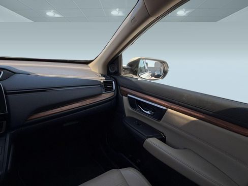 Used 2018 Honda CR-V Touring image 30