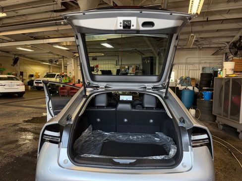 Certified 2026 Toyota Prius Plug-In Hybrid FWD image 15