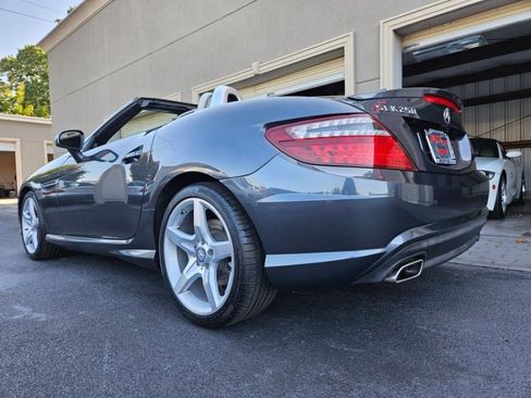 Used 2013 Mercedes-Benz SLK 250 2dr Roadster SLK 250 image 20