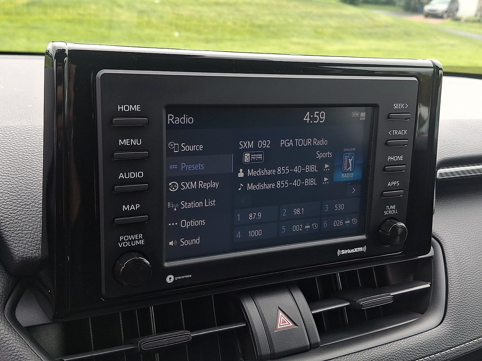 Used 2021 Toyota RAV4 LE AWD/4WD image 16