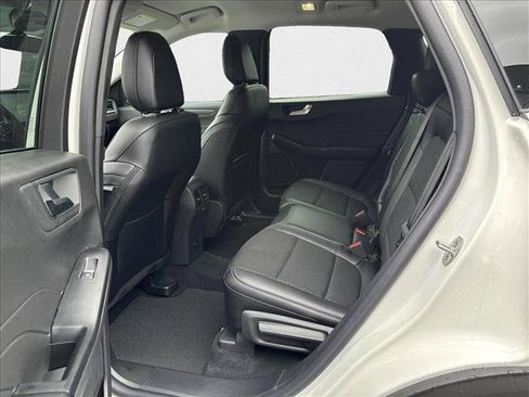 New 2025 Ford Escape SE image 7