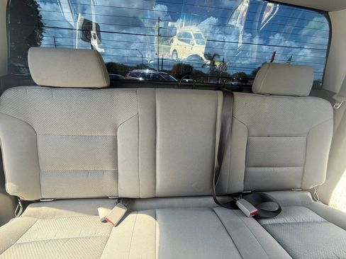Used 2019 Chevrolet Silverado 1500 Custom w/ Custom Convenience Package RWD image 19
