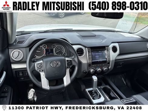 Used 2014 Toyota Tundra SR5 w/ SR5 Upgrade Package AWD/4WD image 14