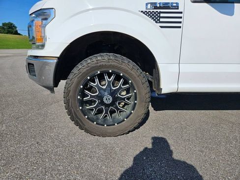 Used 2018 Ford F150 XLT w/ Equipment Group 302A Luxury RWD image 26