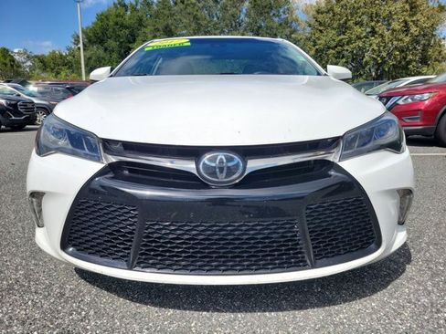 Used 2017 Toyota Camry XSE image 9