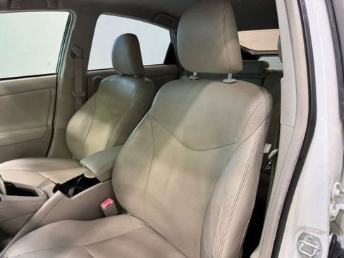 Used 2010 Toyota Prius Two FWD image 21