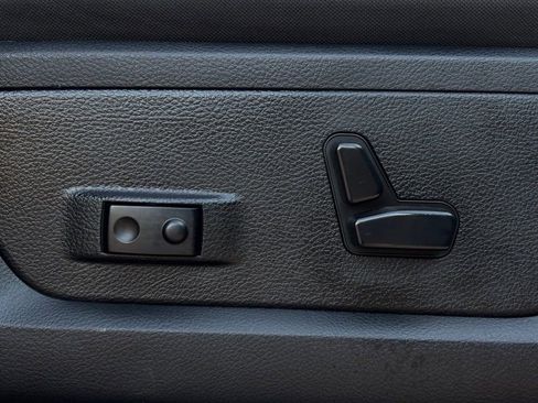 Used 2014 RAM 2500 Laramie image 28