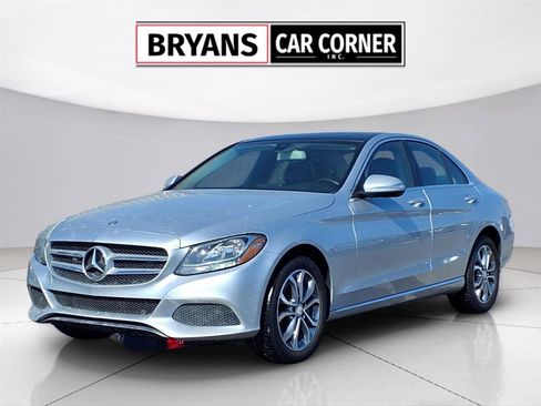 Used 2015 Mercedes-Benz C 300 4MATIC Sedan image 1