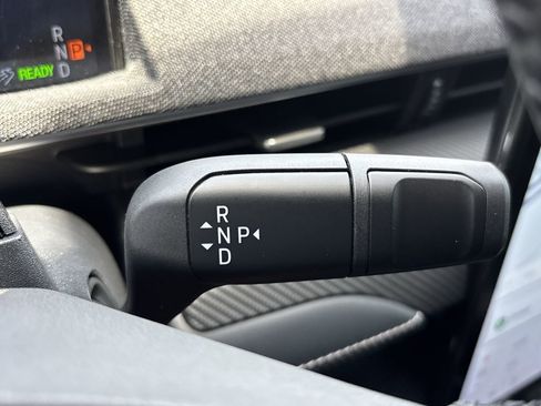 Used 2025 Ford Mustang Mach-E Premium AWD/4WD image 25
