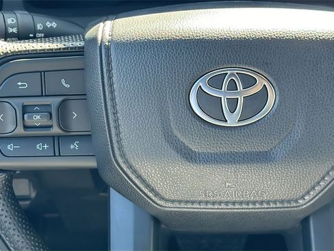 New 2025 Toyota Tacoma SR5 image 27