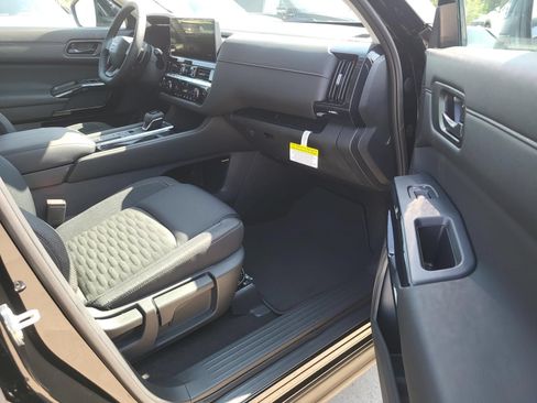 New 2026 Nissan Pathfinder SV FWD image 10